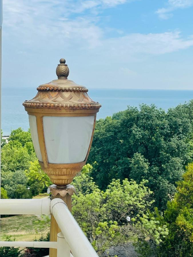 Emirhan Palace Hotel Истанбул Екстериор снимка