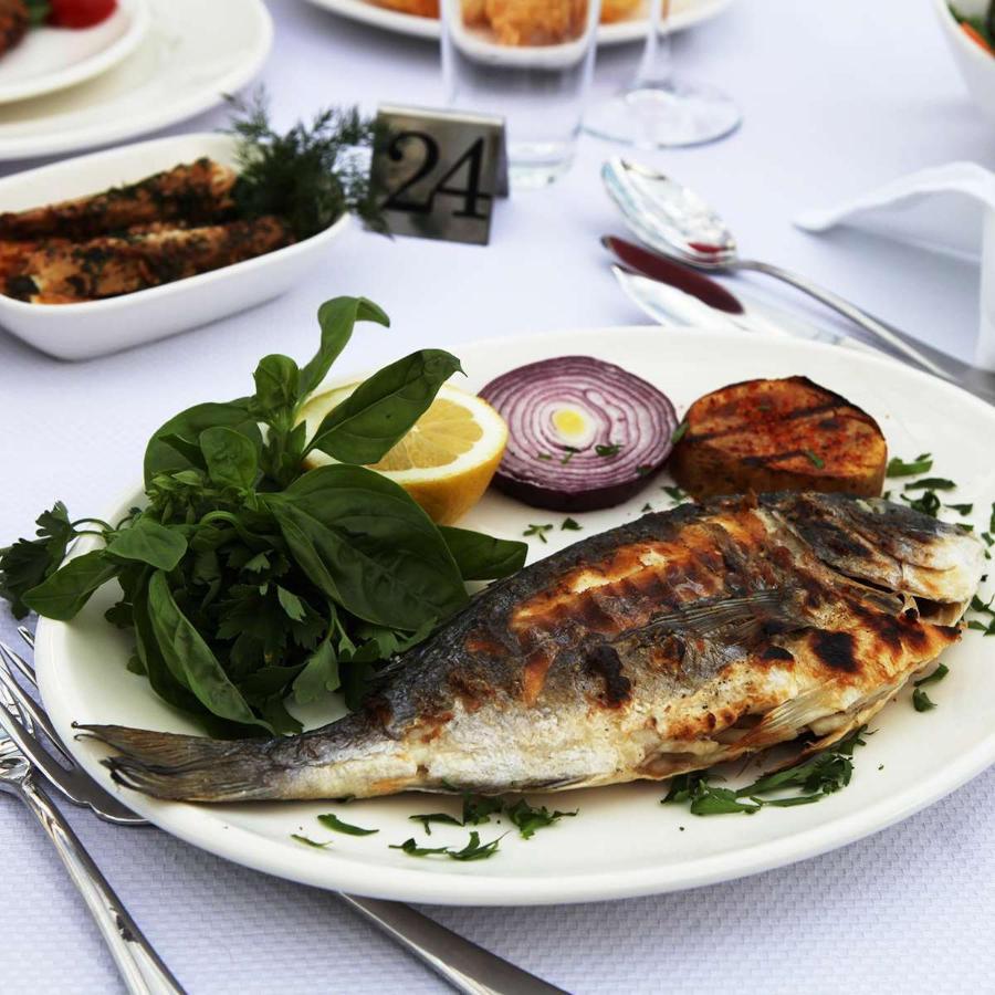 Emirhan Palace Hotel Истанбул Екстериор снимка